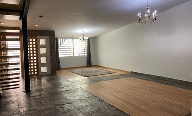 Venta y renta de Casa en Paseo de la Herradura, Parques de la Herradura, Naucalpan, Estado de México