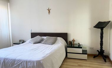 PR18900 Apartamento en arriendo en el sector Loma del Escobero