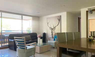 PR18900 Apartamento en arriendo en el sector Loma del Escobero