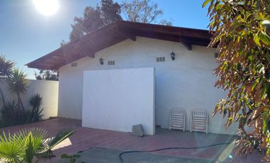 Hacienda Comercial   en  el corazón del  Valle de Guadalupe