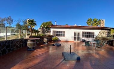 Hacienda Comercial   en  el corazón del  Valle de Guadalupe