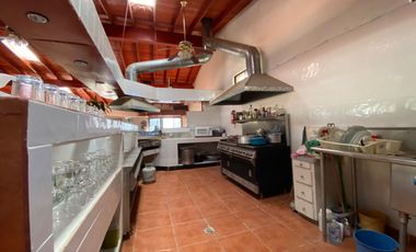 Hacienda Comercial   en  el corazón del  Valle de Guadalupe