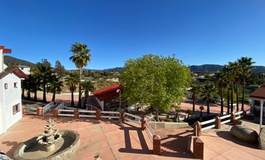 Hacienda Comercial   en  el corazón del  Valle de Guadalupe