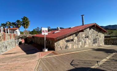 Hacienda Comercial   en  el corazón del  Valle de Guadalupe