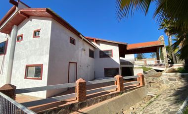 Hacienda Comercial   en  el corazón del  Valle de Guadalupe