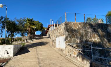 Hacienda Comercial   en  el corazón del  Valle de Guadalupe