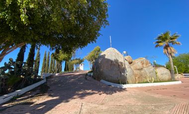 Hacienda Comercial   en  el corazón del  Valle de Guadalupe