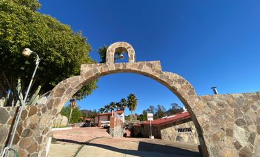 Hacienda Comercial   en  el corazón del  Valle de Guadalupe