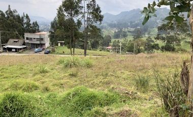 Terreno comercial y residencial en venta 5.846m2 IPRUS LOTIZABLE 4Km del Seguro Social - Cuenca Ec