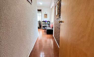 CASA ESTILO MEXICANO, CON AMPLIO JARDIN Y TERRAZA