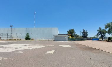 Excelente patio para maniobras en Renta a un costado de la ciudad industrial.