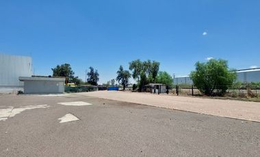 Excelente patio para maniobras en Renta a un costado de la ciudad industrial.
