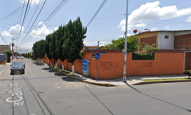 PEDRO ASCENCIO NO. 102, VILLAS SAN AGUSTIN, METEPEC, EDO. DE MÉXICO.