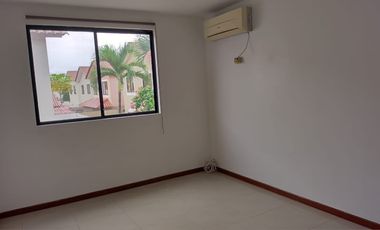 ALQUILO CASA DE 5 HABITACIONES EN CIUDAD CELESTE