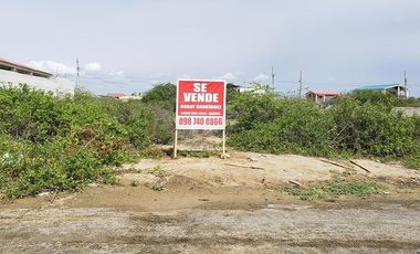 VENTA TERRENO AMPLIO EN SALINAS