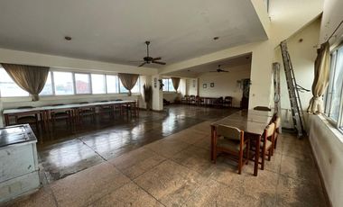 VENDO HOTEL EN UCAYALLI, IDEAL PARA CASINO, OFICINAS, CENTRO DE SALUD