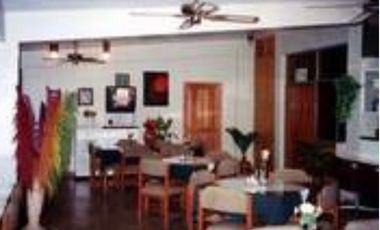 VENDO HOTEL EN UCAYALLI, IDEAL PARA CASINO, OFICINAS, CENTRO DE SALUD