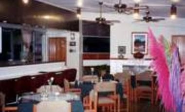 VENDO HOTEL EN UCAYALLI, IDEAL PARA CASINO, OFICINAS, CENTRO DE SALUD