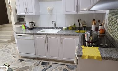 VENTA DE CASA EN TEJARES DE CRISTALES OESTE DE LA CIUDAD