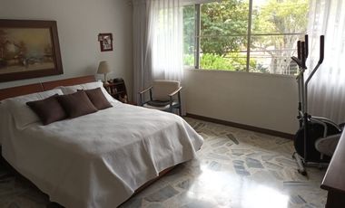 VENTA DE CASA EN TEJARES DE CRISTALES OESTE DE LA CIUDAD