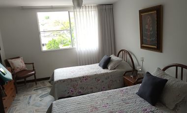 VENTA DE CASA EN TEJARES DE CRISTALES OESTE DE LA CIUDAD