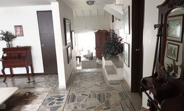 VENTA DE CASA EN TEJARES DE CRISTALES OESTE DE LA CIUDAD