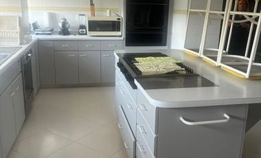 EN VENTA EXCELENTE DEPARTAMENTO EN ZONA NORTE DE CUERNAVACA MOR. TODOS LOS SERVICIOS, ZONA FRESCA. TOTALMENTE AMUEBLADO.