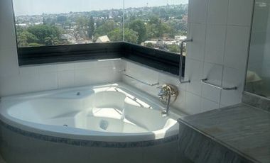 EN VENTA EXCELENTE DEPARTAMENTO EN ZONA NORTE DE CUERNAVACA MOR. TODOS LOS SERVICIOS, ZONA FRESCA. TOTALMENTE AMUEBLADO.