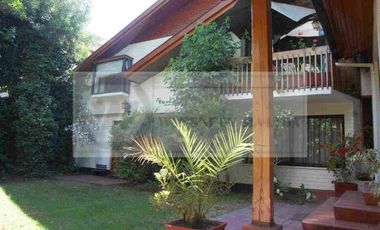 Arriendo excelente casa uso habitacional en Av Pedro de Valdivia Norte