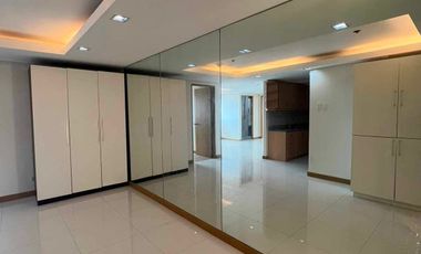 Unfurnished 2BR Condo Unit for Sale at Pioneer Highlands Condominium