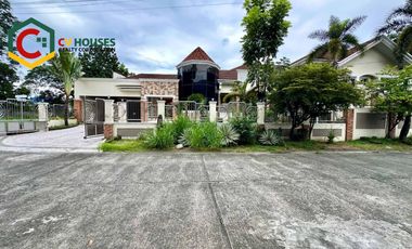 LUXURIOUS HOUSE AND LOT FOR RENT IN ANGELES CITY