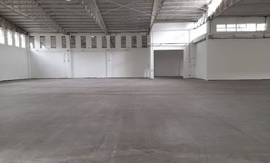 PR16883 Bodega en arriendo en el sector Perpetuo Socorro, Medellin