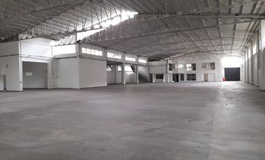 PR16883 Bodega en arriendo en el sector Perpetuo Socorro, Medellin