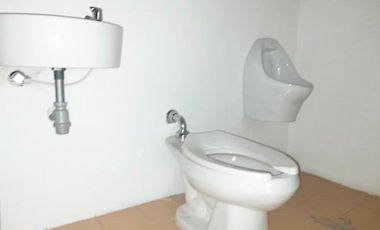 PR16883 Bodega en arriendo en el sector Perpetuo Socorro, Medellin