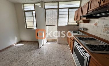 Casa en Venta en Bosques del Roble, San Nicolás de los Garza.
