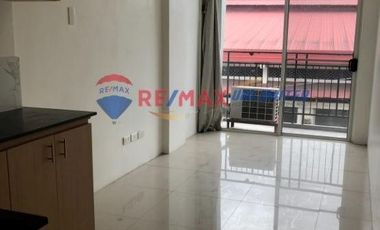 Mixed use Residential & Commercial Building in Cainta