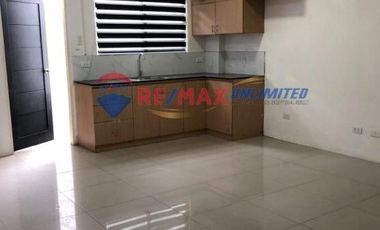 Mixed use Residential & Commercial Building in Cainta