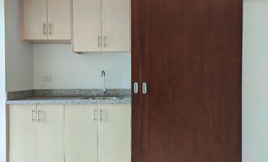 For Sale and For Rent Unfurnished Studio Unit at Paseo De Roces