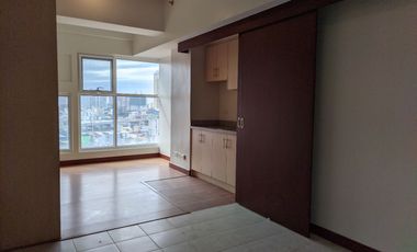 For Sale and For Rent Unfurnished Studio Unit at Paseo De Roces
