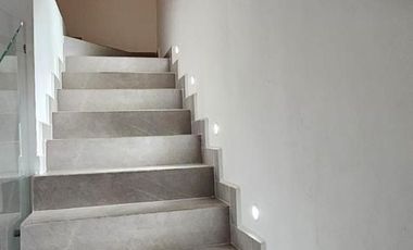 CASA EN VENTA EN ÁLAMO SUR PRIMER SECTOR, SANTIAGO N.L.