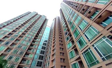 Rush Sale RFO 2BR Condo 30k Monthly near MOA, Airport, SLEX, BGC, Ortigas San lorenzo Place