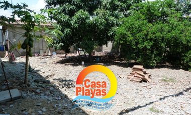 Casa Grande y Nueva de Venta en Playas, Barrio Las Brisas, Calle Asfaltada