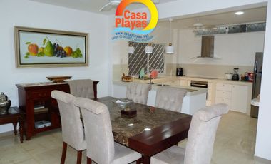 Casa Grande y Nueva de Venta en Playas, Barrio Las Brisas, Calle Asfaltada