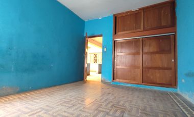 Venta De Casa Como Terreno 383M2 - A 1 Cuadra De La Plaza De Lambayeque, Lambayeque