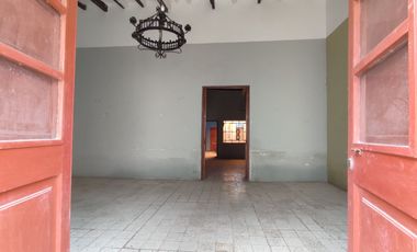 Venta De Casa Como Terreno 383M2 - A 1 Cuadra De La Plaza De Lambayeque, Lambayeque