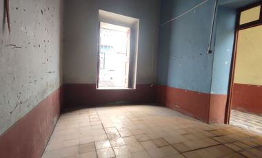 Venta De Casa Como Terreno 383M2 - A 1 Cuadra De La Plaza De Lambayeque, Lambayeque