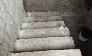 CASA EN VENTA EN EL SUBURBIO DE GUAYAQUIL, 2 PISOS RENTEROS EN GUAYAQUIL,ECUADOR