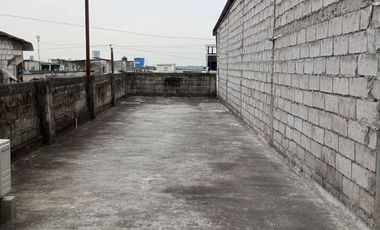 CASA EN VENTA EN EL SUBURBIO DE GUAYAQUIL, 2 PISOS RENTEROS EN GUAYAQUIL,ECUADOR