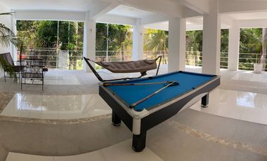 Suite atrás del Club de Golf Acapulco a sólo cinco minutos de la playa