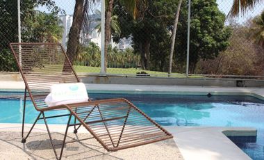 Suite atrás del Club de Golf Acapulco a sólo cinco minutos de la playa